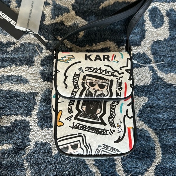 Karl Lagerfeld Handbags - NWT Karl Lagerfeld Graffiti Paris Crossbody Bag/Purse Black White